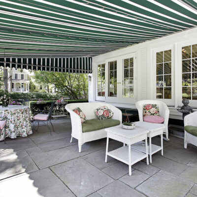 5 Reasons Your Patio Needs an Awning